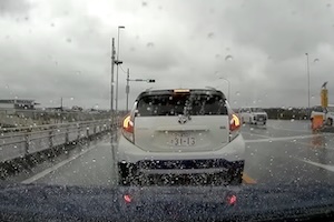 【動画】茨城でトラブル相手に追突してしまったシルビア乗りのドラレコ。